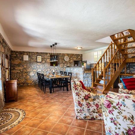 Villa Korina Pinezići Εξωτερικό φωτογραφία